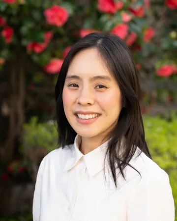 Dr. Gabrielle de los Reyes, Associate Dentist at Ray Nunnery, DDS