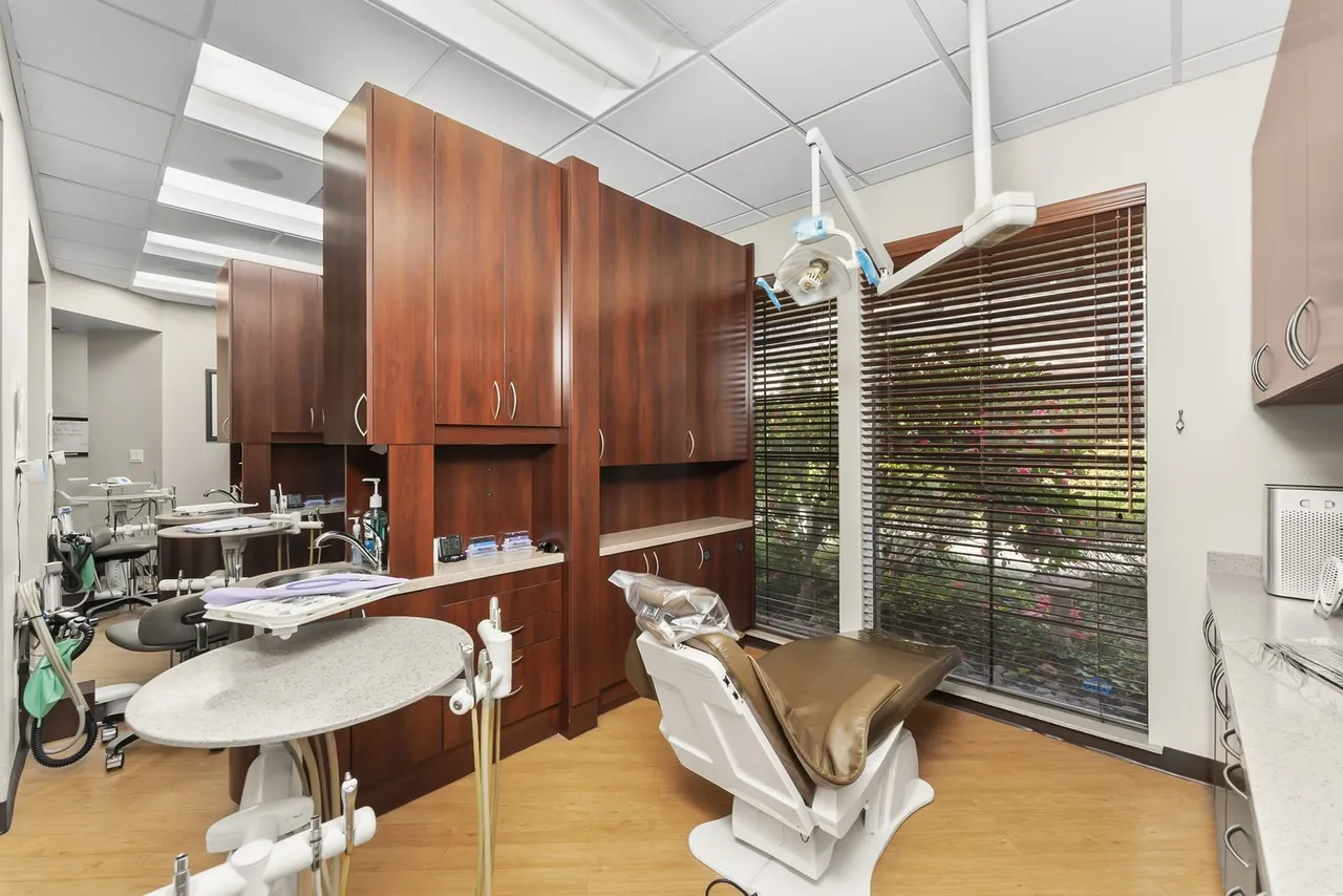 Treatment room with garden views at Ray Nunnery, DDS in Walnut Creek